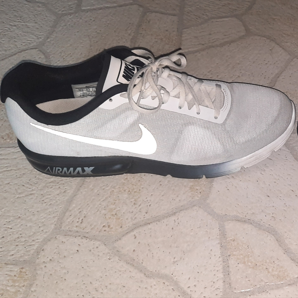 Nike air max sneakers